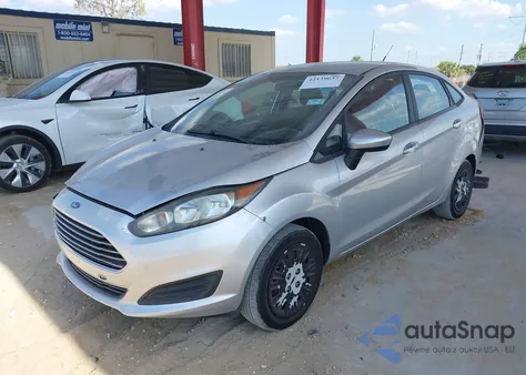 2018 Ford Fiesta S z USA, uszkodzony, nr VIN 3FADP4AJ1JM100401
